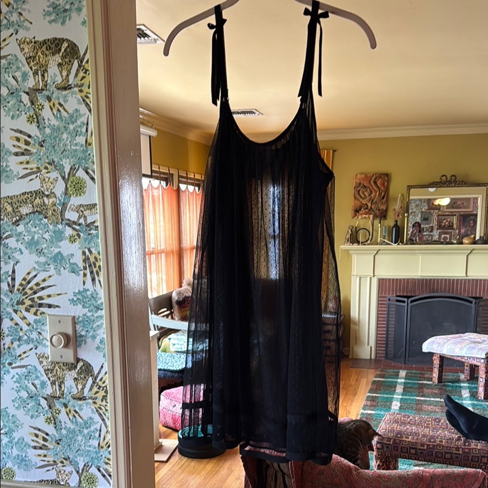 Oscar de la Renta Black Chemise with Adjustable Bow Straps